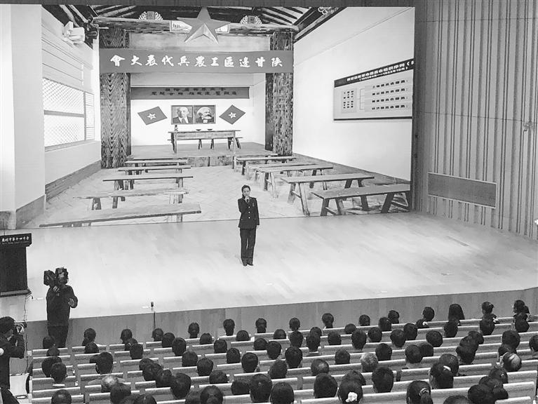 蘭州市開展“學(xué)黨史、頌黨恩、跟黨走”紅色文化進(jìn)校園活動