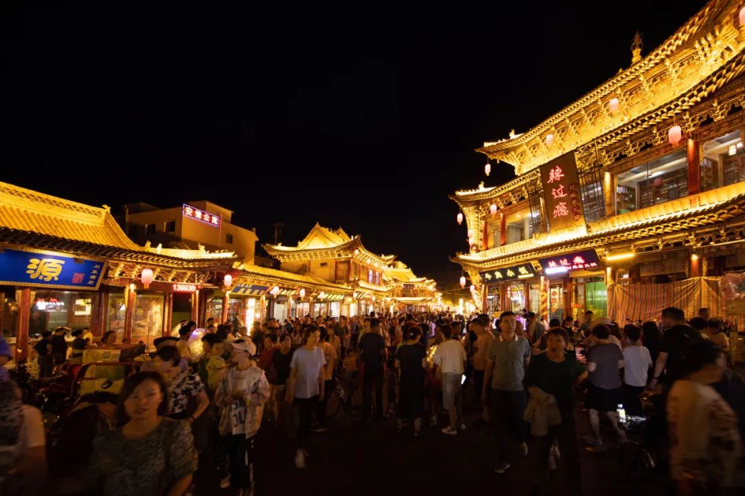 古風(fēng)、華美、浪漫、美味……現(xiàn)實版“清明上河圖”，就在這里！