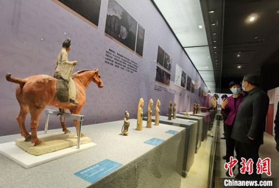 圖為展覽現(xiàn)場(chǎng)?！●T志軍 攝