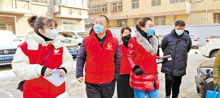 【新春走基層】解決雞毛蒜皮 感受社區(qū)“微幸?！?>
        </a><em>【新春走基層】解決雞毛蒜皮 感受社區(qū)“微幸?！?/em></li>
    <li><a  target=